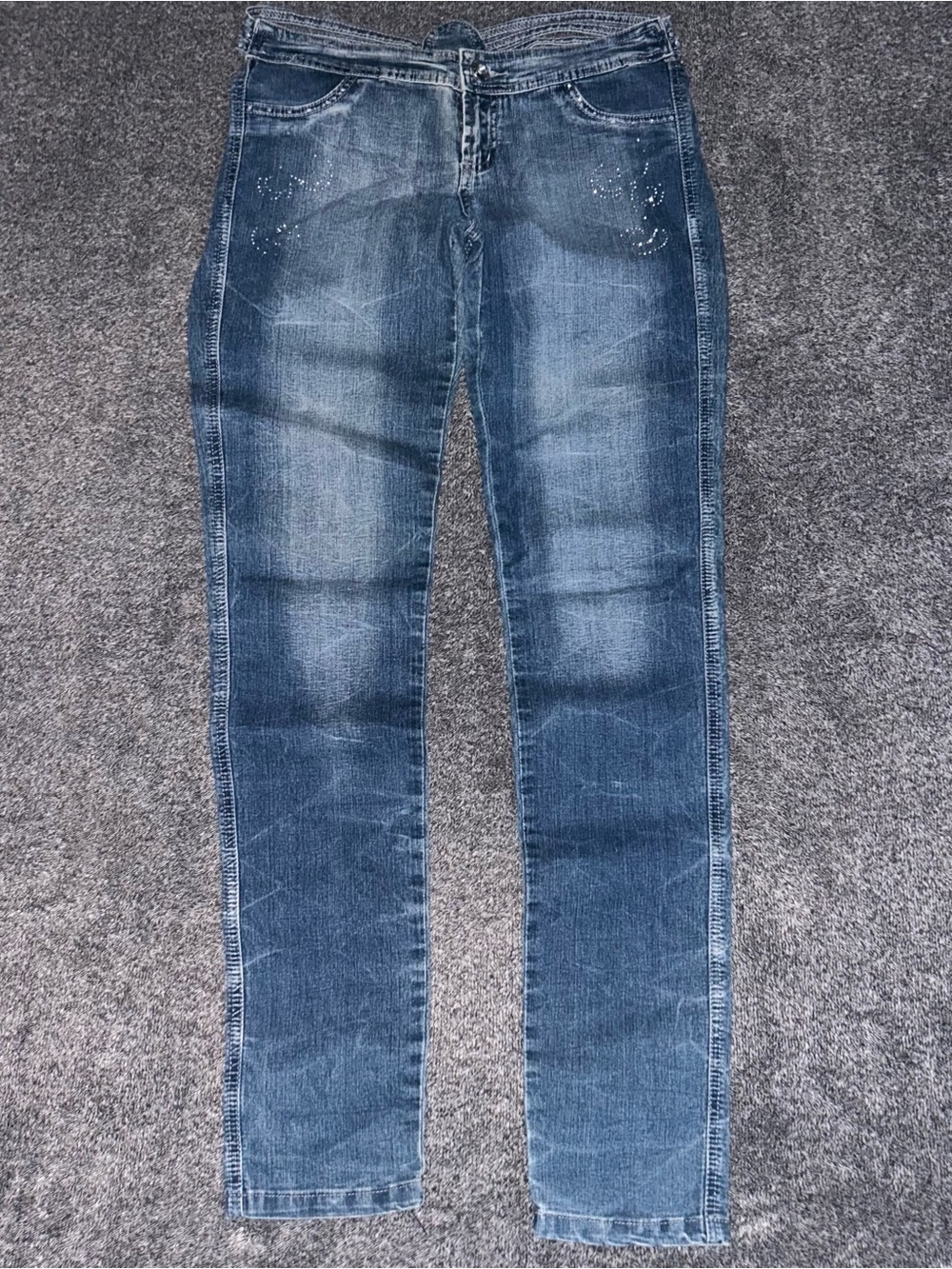 Women's Skinny Jeans in Faded Blue Denim